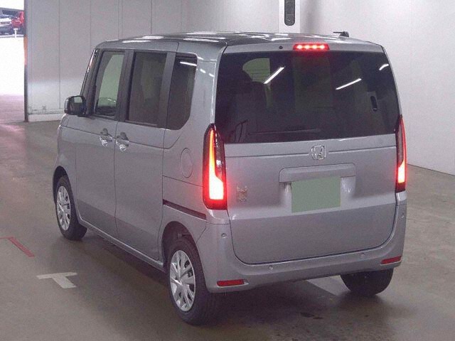 2026 Honda N-BOX Base grade 4WD auction photo 2