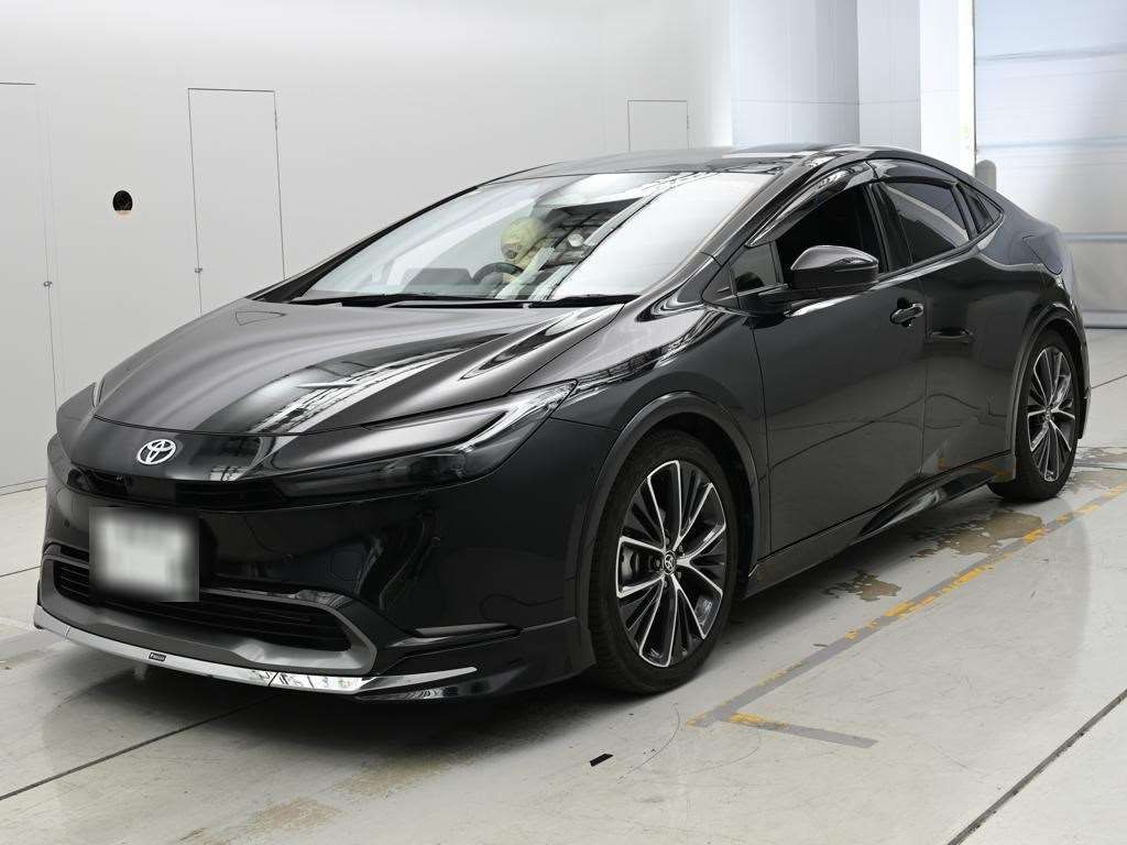 Japan Auction Vehicles 14 2023 Toyota Prius Z auction photo