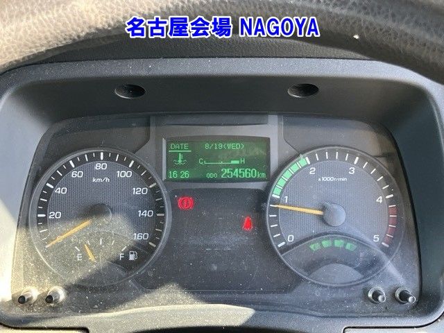 2016 Mitsubishi ウイング auction photo 7