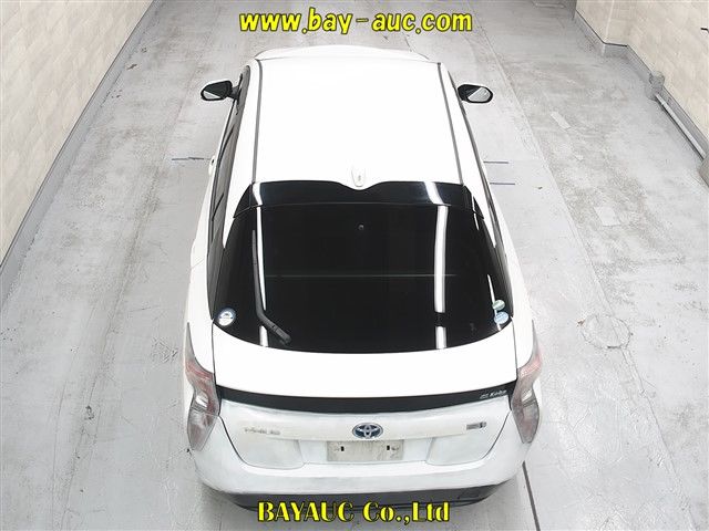 2016 Toyota Prius S auction photo 5