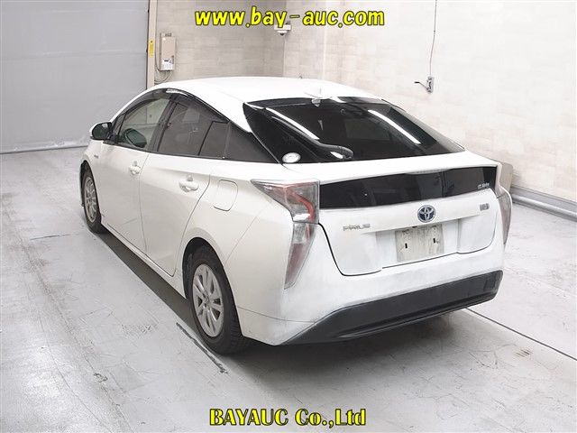 2016 Toyota Prius S auction photo 2