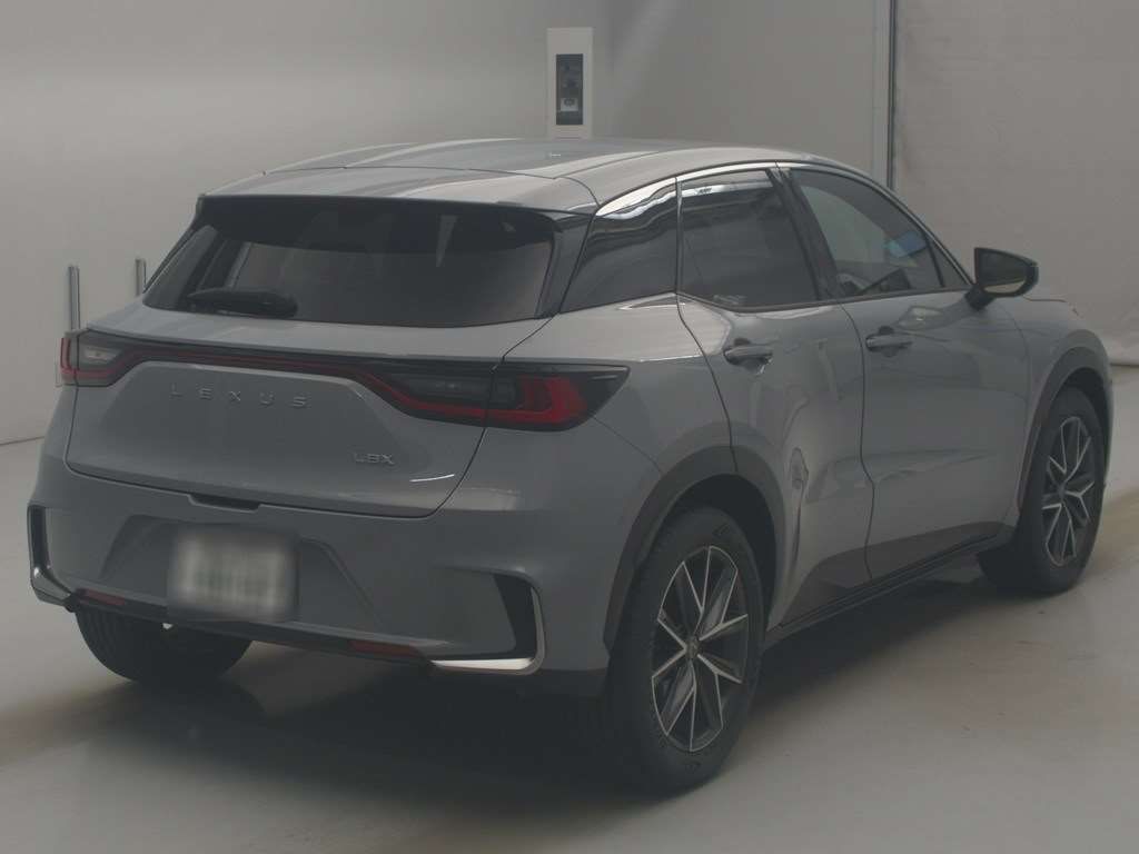 2025 Lexus LBX エレガント auction photo 2
