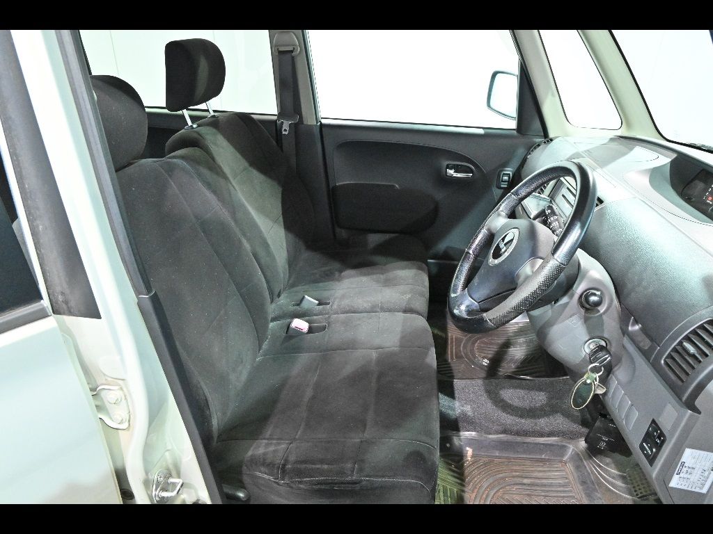 2006 Daihatsu Tanto Custom RS auction photo 6