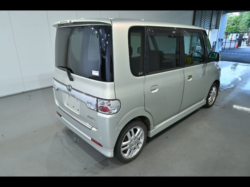 2006 Daihatsu Tanto Custom RS auction photo 2