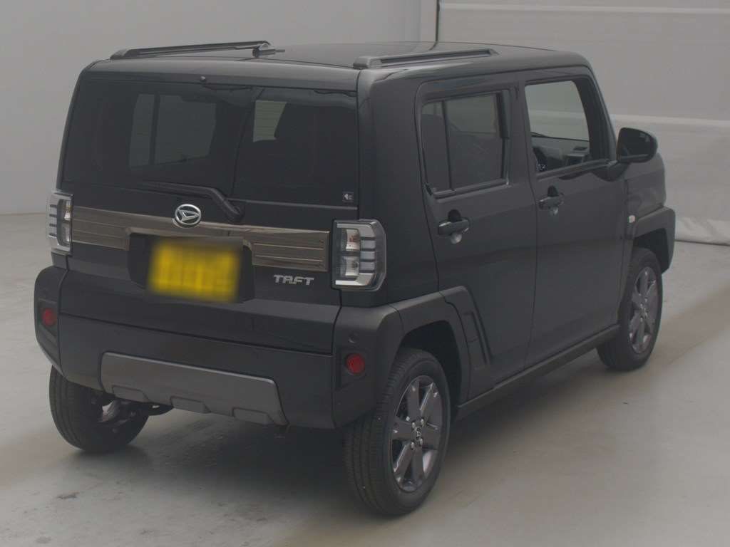 2025 Daihatsu Taft G Dark Chrome Venture auction photo 2