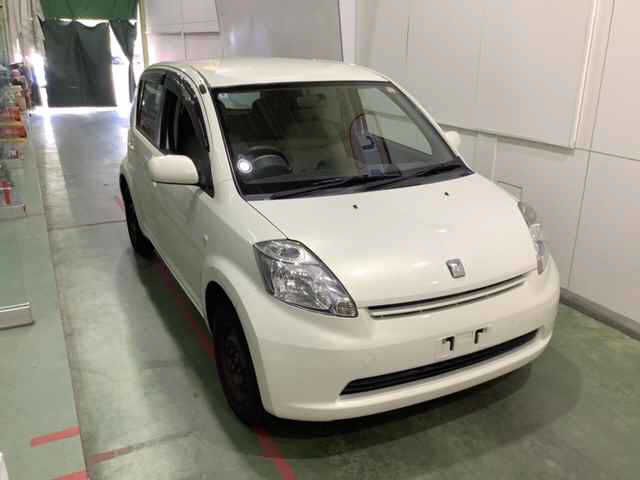 Japan Auction Vehicles 4 2004 Toyota Passo X auction photo