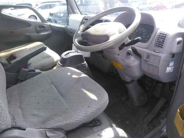 2004 Toyota Dyna 1.5t Long Teisho auction photo 3
