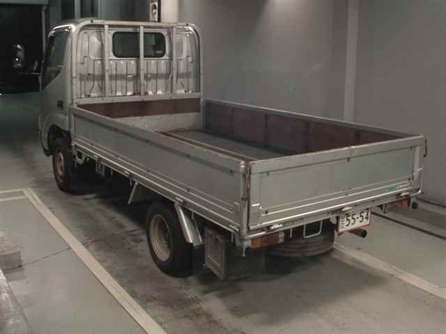 2004 Toyota Dyna 1.5t Long Teisho auction photo 2