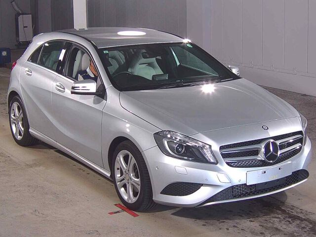 Japan Auction Vehicles 8 2013 Mercedes-Benz A-Class A180 auction photo