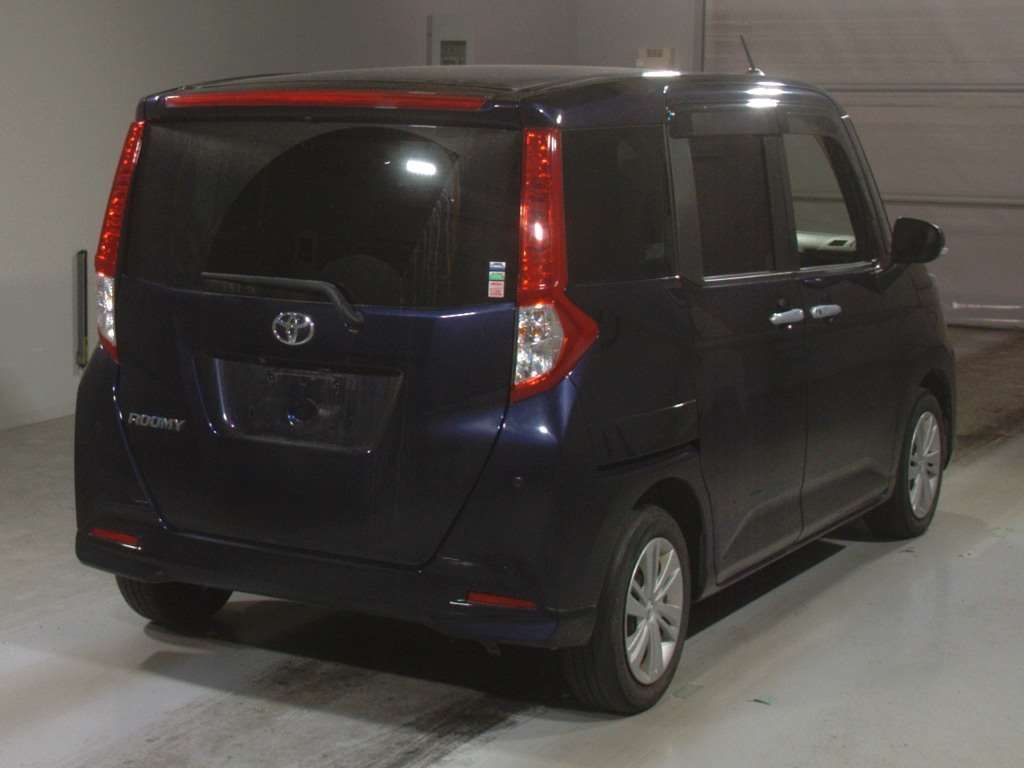 2021 Toyota Roomy G auction photo 2
