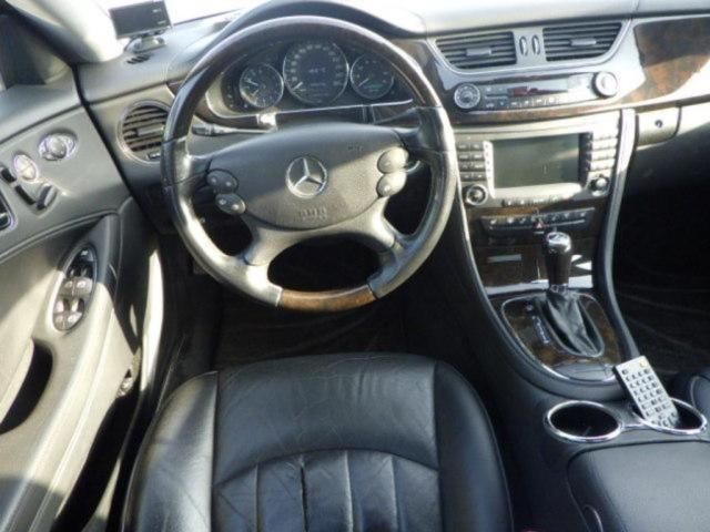 2005 Mercedes-Benz CLS-Class CLS350 auction photo 3