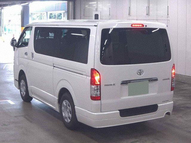 2014 Toyota Hiace Long Super GL 4WD auction photo 2