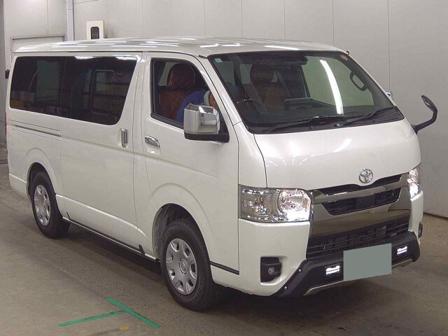 Japan Auction Vehicles 8 2025 Toyota Hiace LスーパーGLダーク2 4WD auction photo