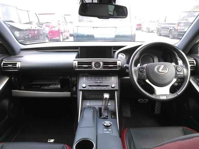 2015 Lexus IS300h FスポーツXライン auction photo 8
