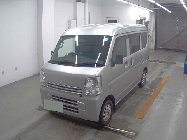 2017 Mitsubishi Minicab M auction photo 4