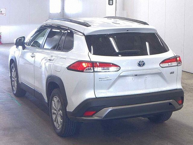 2023 Toyota Corolla Cross ハイブリッドS auction photo 2