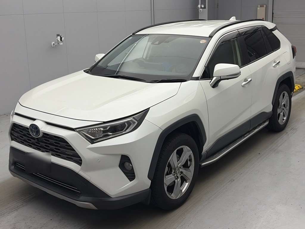 Japan Auction Vehicles 4 2021 Toyota RAV4 ハイブリッドG 4WD auction photo
