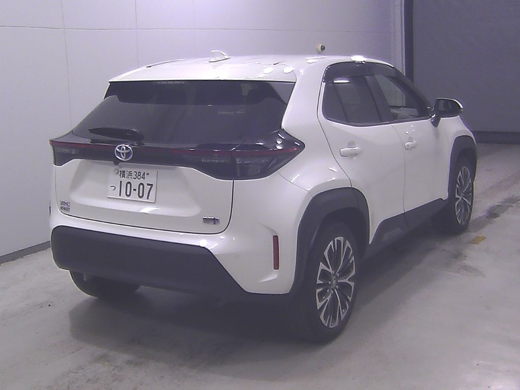 2022 Toyota Yaris Cross ハイブリッドZ auction photo 2