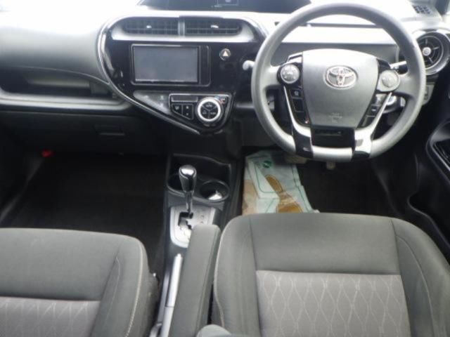 2020 Toyota Aqua S Style Black Panoramic Monitor auction photo 3