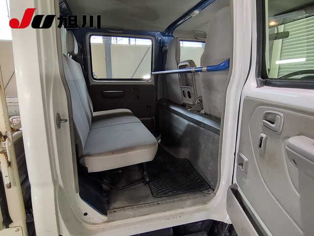 2012 Toyota Dyna 1-ton Double Cab S. Justlow auction photo 4