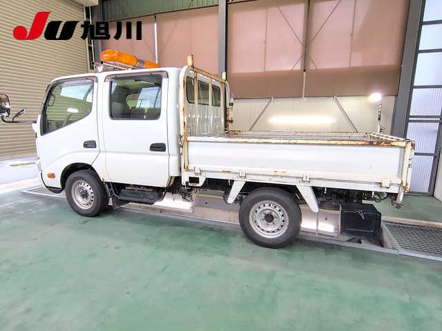 2012 Toyota Dyna 1-ton Double Cab S. Justlow auction photo 6