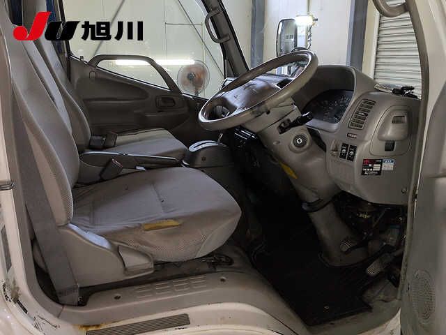 2012 Toyota Dyna 1-ton Double Cab S. Justlow auction photo 3