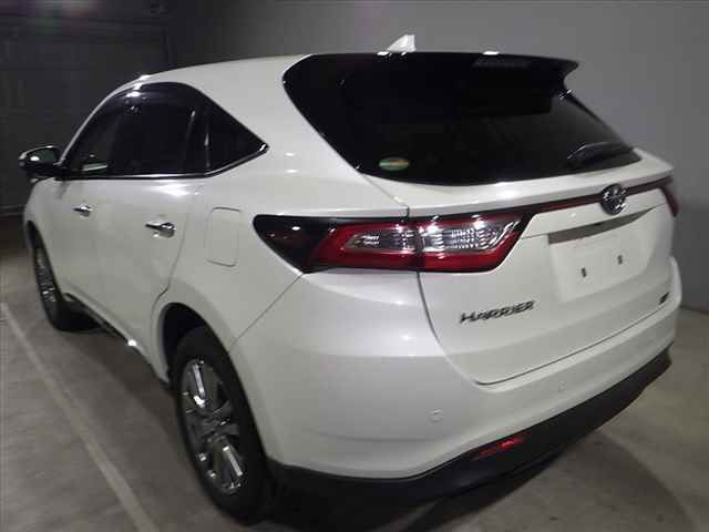 2019 Toyota Harrier premium auction photo 4