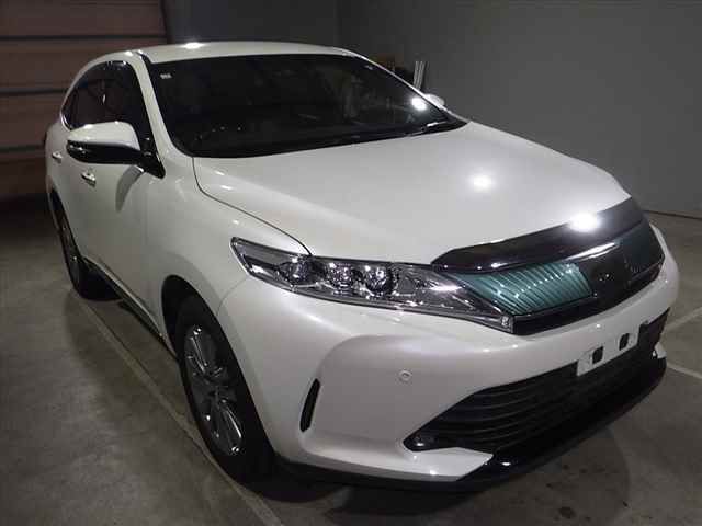 2019 Toyota Harrier premium auction photo 3