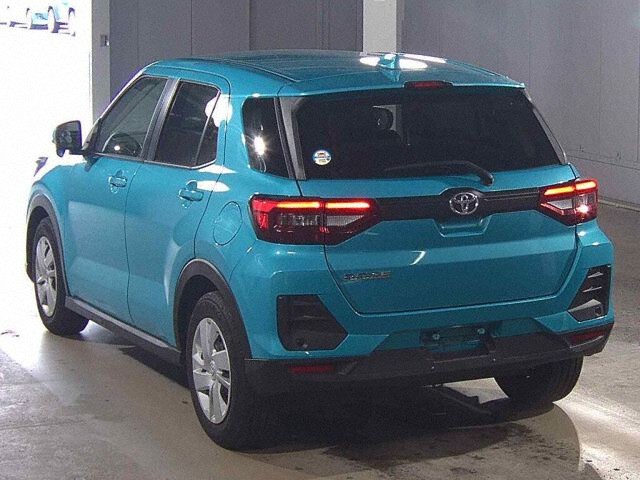 2021 Toyota Raize XS auction photo 2