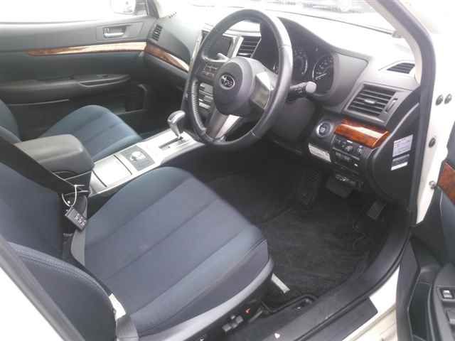 2009 Subaru Legacy 4WD 2.5GT L Package auction photo 3