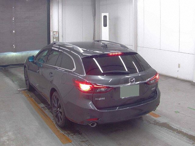 2022 Mazda 6ワゴン XD Black Tone ED auction photo 2