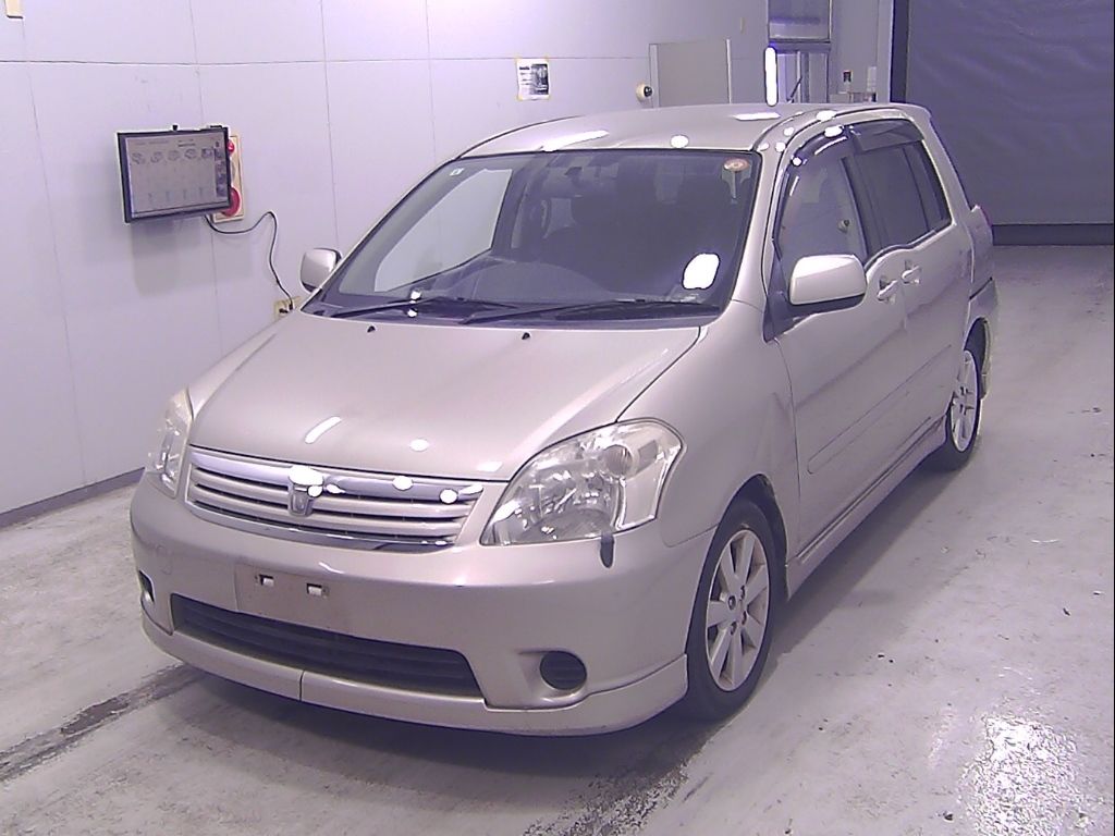 2003 Toyota Raum S Package auction photo 4
