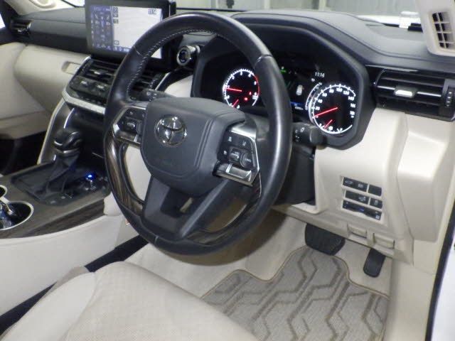 2023 Toyota ランドクルーザW 4WD ZX 5ニン auction photo 3