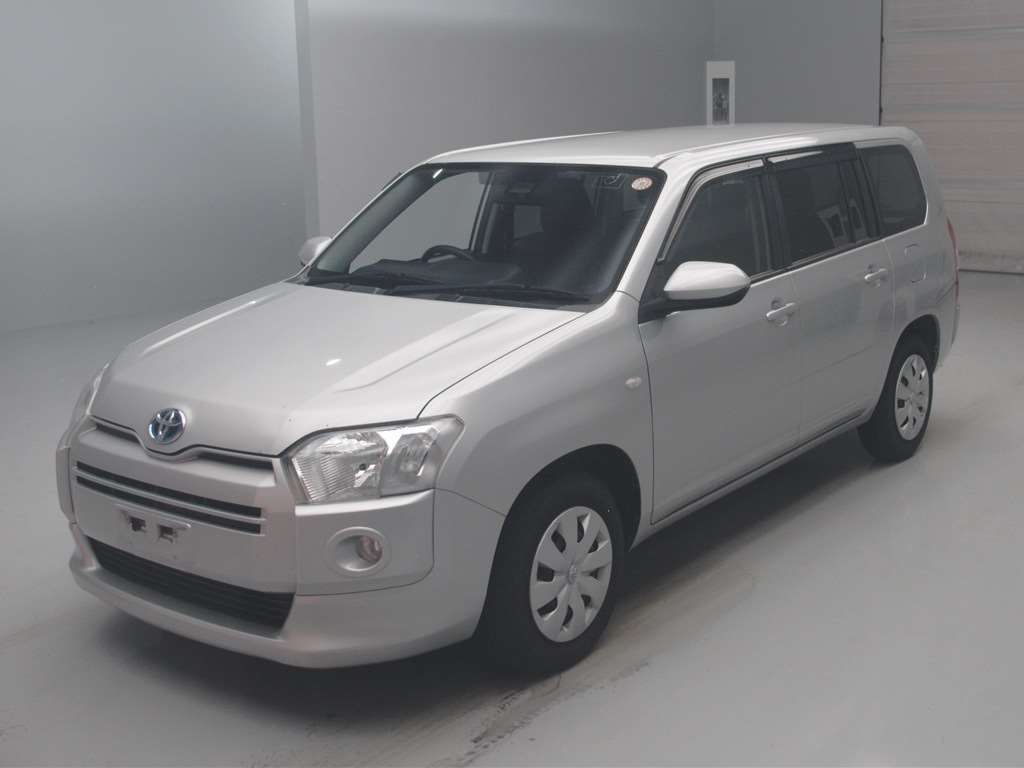 2021 Toyota Probox Hybrid F Japan auction vehicle