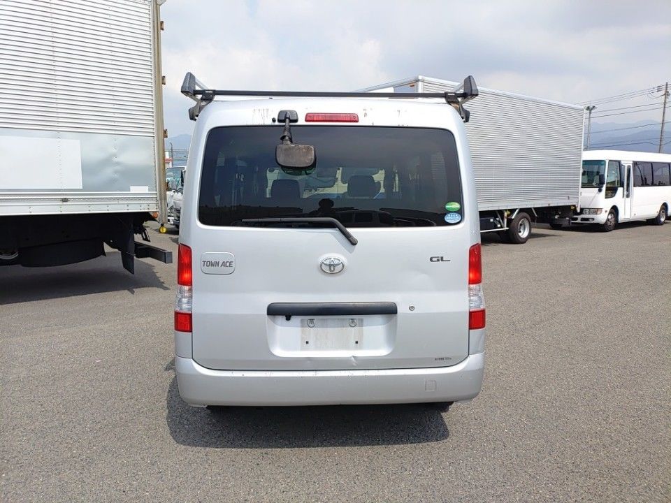 2018 Toyota TownAce auction photo 5