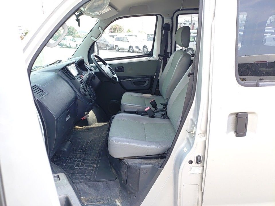 2018 Toyota TownAce auction photo 16