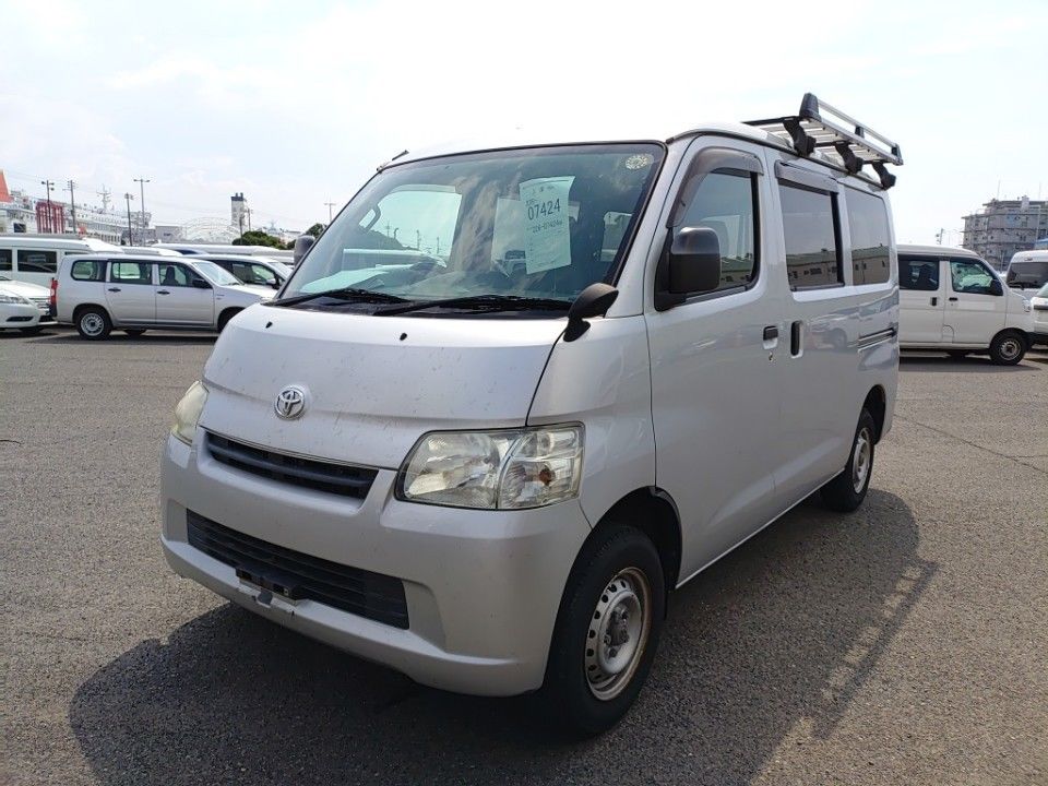 2018 Toyota TownAce Japan auction vehicle