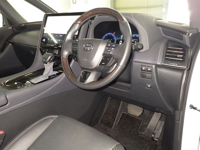 2024 Toyota Alphard Z auction photo 3