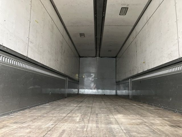 2012 Isuzu Giga アルミウイング auction photo 18
