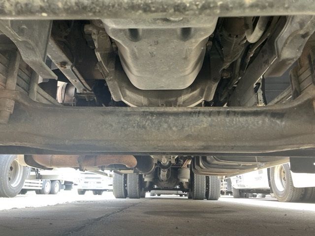 2012 Isuzu Giga アルミウイング auction photo 9