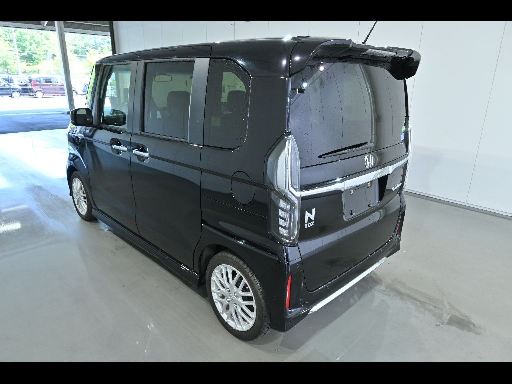 2021 Honda N-BOX カスタムLターボ auction photo 5