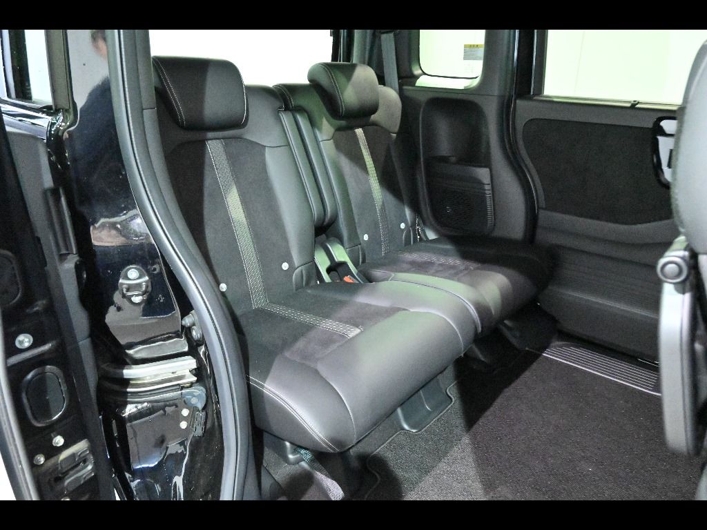 2021 Honda N-BOX カスタムLターボ auction photo 7