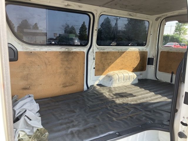 2020 Toyota Hiace バン DX auction photo 9