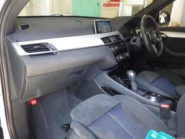 2019 BMW BMW X1 xDrive 18d MSP auction photo 2