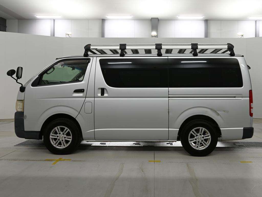 2010 Toyota Hiace ロングDX auction photo 4