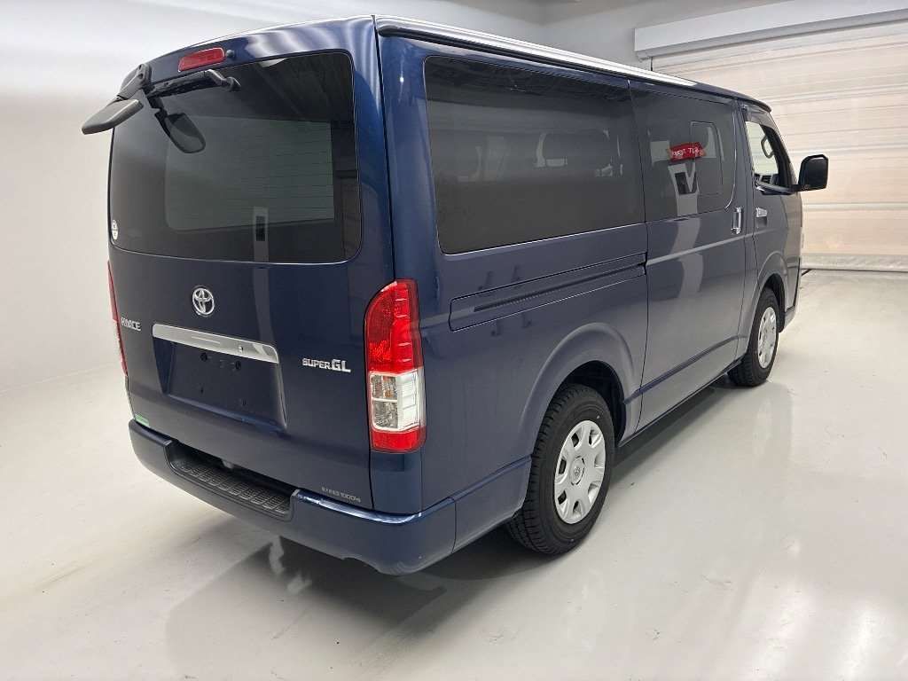 2021 Toyota Hiace ロングスーパーGL auction photo 2