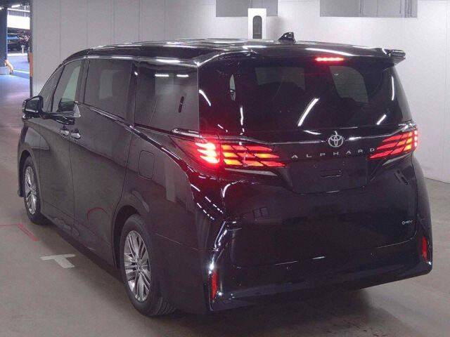 2026 Toyota Alphard Z auction photo 2