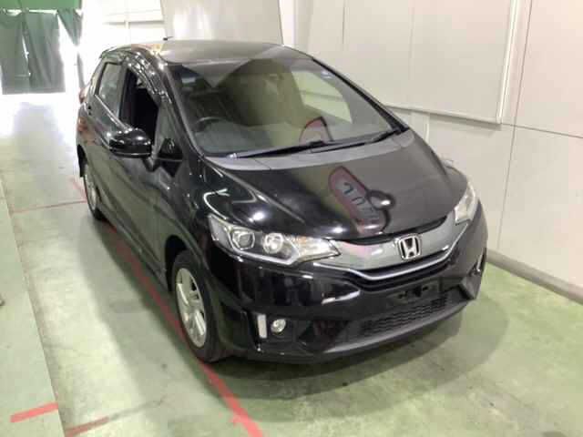 Japan Auction Vehicles 4 2015 Honda Fit 4WD Hybrid S Package auction photo