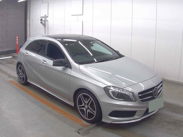 2014 Mercedes-Benz A-Class A180 Sport Japan auction vehicle