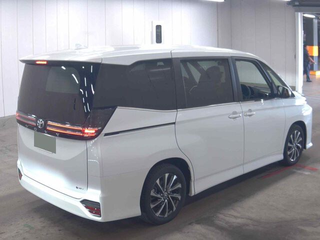 2026 Toyota Voxy ハイブリッドS-Z auction photo 5